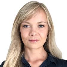 Ellen Rivas's Instagram, Twitter & Facebook