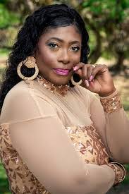 Dena Best's Instagram, Twitter & Facebook