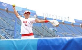 宇津木麗華さんは 中国・北京 で生まれ、スポーツ好きの父の影響で、小学校から中学校までは 陸上競技のヤリ投げ に没頭していました。 ソフトボールを始めたのは14歳のときで、25歳の時に日本に来日。当時、 宇津木妙子 さんが監督を務めていた、ビックカメラ高崎の前身・日立高崎に入団. 0jgjkaswlj Cam