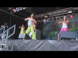 Shakira feat wyclef jean hips don't lie bamboo 2006 fifa world cup hd 720p 720p. Zumba Demo Bamboo Hips Don T Lie Shakira Youtube Shakira Zumba Hips