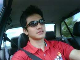 Selain dengan aliando, isu hubungan prilly dan rassya paling santer diberitakan di internet. Foto Cowok Ganteng Bukan Artis Untuk Anda Gratis Potret Diri Artis Pria