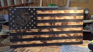 I love to decorate with american flags, i think it reminds me of holidays, our great country, and i added a sawtoothed hanger and hung it on the outside of my house. Diy Rustic American Flag Rustic Torched Youtube