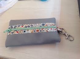 Le Petit Porte Monnaie En Cuir Lizacadabra Petit Porte Monnaie Porte Monnaie Tuto Couture Porte Monnaie