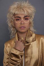 Large U Shaped Wire Glasses Mullet Hairstyle Short Hair Styles Hair Inspiration