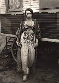 One of several siblings, august sander was born on the 17 th november 1876, in the german village of herdorf, to justine and august sander. August Sander 82 Artworks Bio Shows On Artsy