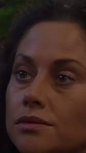 Graciela espera a José Luis en su casa para ofrecerle manipular a  Montserrat a cambio de una compensación económica. Lo mejor de  #LoQueLaVidaMeRobó, solo #ConLasEstrellas y en #ViX, el nuevo servicio de