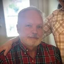 Linda Colosimo's Instagram, Twitter & Facebook