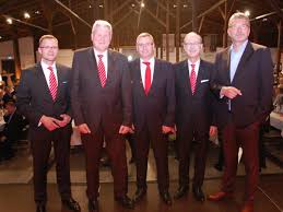 Sparkasse Mittelholstein Aktionare Stimmen Banken Fusion Zu Shz De