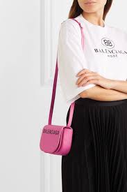 Rose Vif Sac Porte Epaule En Cuir Texture Imprime Ville Day Xs Aj Balenciaga Leather Shoulder Bag Balenciaga Bag Balenciaga