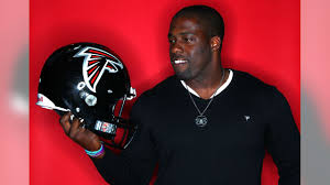 Story of wrongly imprisoned football player brian banks comes to big screen. Movie Based On Former Falcon Brian Banks Released Friday