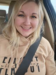 Hi! I'm Stacey and I'm a life coach! I help people in both their personal  and business lives. I can help you get unstuck, guide and support, offer  accountability, and give you