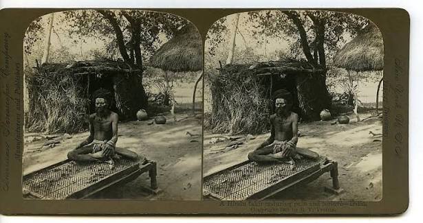 India Hindu Fakir enduring pain & torture Old RY Young ASC Stereoview Photo 1900 by RY YOUNG: Photograph | Bits of Our Past Ltd