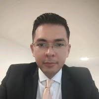 30+ perfis com “Wayne”