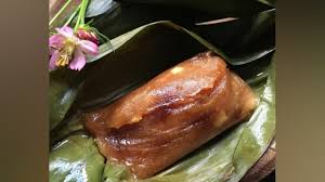 Dibungkus dengan daun jati, menu enak khas kediri ini berisi nasi berporsi kecil yang dilengkapi dengan daging kerbau atau kambing. Lapek Kudapan Manis Yang Kian Populer Selama Ramadan
