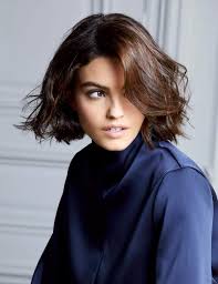 Les Coupes De Cheveux Tendance De L Automne Hiver 2018 2019 Coupe De Cheveux Coupe De Cheveux Tendance Cheveux Courts Visage Carre