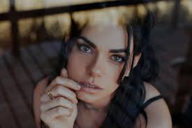 Quién es Danny Frank, el cantante al que Livia Brito acusó de haberla  violado: biografía, carrera y fotos