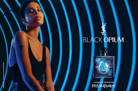Tous les parfums sont 100% authentique. La Beaute De Lam Blog Beaute Bien Etre Culture Et Gourmandise Black Opium Intense De Yves Saint Laurent Un Parfum Addictif