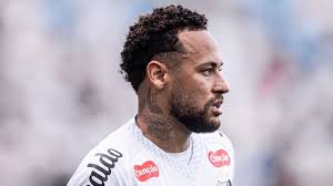 Santos mantém cautela e projeta retorno de Neymar contra o Flamengo