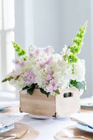 Arranging flowers in a square vase requires filler flowers, greenery, water. 52 Easy Flower Arrangement Ideas Creative Diy Floral Displays