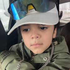 so it seems that I'm always getting high latency lobbies It has become  unplayable for me. Vigor what are you doing to fix this? A proper answer  not your 'we'll pass it