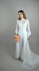 70s Wedding Dress 1970s Wedding Dress Pearl 1970s Wedding Dress 70s Wedding Dress Modest Wedding Gowns
