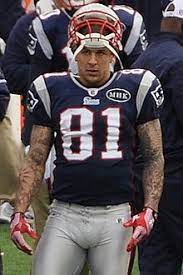 Aaron michael hernandez (born november 6, 1989) is a former american footballtight end who most recently played for the new england patriots. Aaron Hernandez Wikipedia