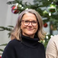 I'm excited to share that I'm starting a new position as Director of  Counseling & Student Life at Cascades Academy in Bend, OR for the 24-25  school year. Thank you to the