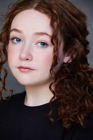 Isabella Watts's Instagram, Twitter & Facebook