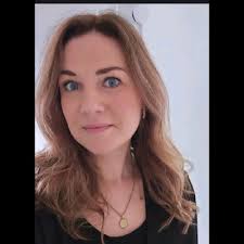 Na 3 leuke jaren bij Buro3o op het Trainingshuis gewerkt te hebben is het  tijd voor een nieuwe uitdaging. Overdonderd werd ik deze week door alle  lieve woorden en fijne momenten. Ik