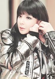 Even Do She Is The Oldest In The Group She S Beautiful And Sweet Voice I Don T Care She Use Plastic Surgery On Her Face She S 2ne1 Park