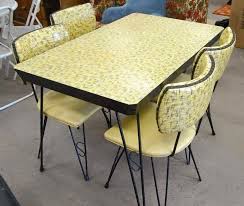 Pin By Elena Rodriguez On Vintage Kitchens Retro Kitchen Tables Vintage Kitchen Table Metal Dining Chairs