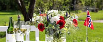 May 17 is the 137th day of the year (138th in leap years) in the gregorian calendar; Blomster Til 17 Mai