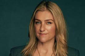 Tara Ford's Instagram, Twitter & Facebook