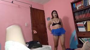 porno casero mujer madura de 18 aÑos le encanta el sexo casero y de tanto  follar con su vecino ahora quiere que su hijastro le folle su vagina -  XNXX.COM
