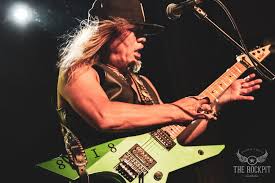 Eco~ultra2 까지 있는데 ultra2가 가장 고성능입니다. Live Review Loudness Melbourne May 9th 2019 The Rockpit