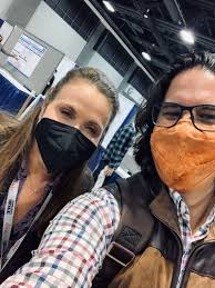 Alex Melaragno's Instagram, Twitter & Facebook