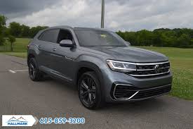The volkswagen atlas cross sport offers midsize suv comfort and visibility in quite a stylish package. New 2020 Volkswagen Atlas Cross Sport 3 6l V6 Se W Technology R Line 4d Sport Utility In Madison V20234 Volkswagen Of North Nashville