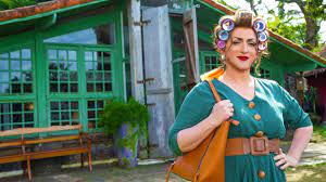 Em minha mãe é uma peça 3, dona hermínia (paulo gustavo) vai ter que se redescobrir e se reinventar porque seus filhos estão formando novas famílias. Minha Mae E Uma Peca 3 Assista Online Esse E Outros Sucessos No Telecine