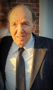 Bensenville's 'Nick the Barber' dies at 81