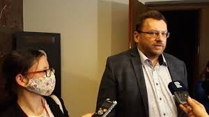 Volby do poslanecké sněmovny parlamentu čr 2010. Iniciator Poslanecke Rvacky Volny Chce Sjednotit Narodovce A Vystoupit Z Eu Idnes Cz