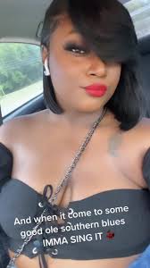 Nia Conner (@niaconner)