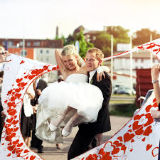 Und so funktioniert das bekannte und beliebte partyspiel: Hochzeitslaken Mit Romantischem Motiv Hochzeitsherz Zum Ausschneiden Hochzeitsspiel