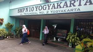 We did not find results for: Terkait Peristiwa Penendangan Siswa Smp N 10 Yogyakarta Guru Berikan Penjelasan Ini Tribun Jogja