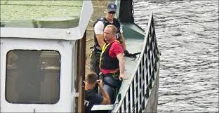 Jul 05, 2018 by marcus j. Breivik Til Politiet Pa Utoya Vi Er Brodre Vg