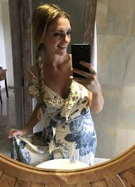 Tyler & kashlee karney were both born and raised on ranches, in beautiful southeast, co. Dufl Review Dress From Uma And Leopold In Bali Kashlee Kucheran Minimalist Lifestyle Review Dresses Reviews