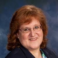 Janet Raynor's Instagram, Twitter & Facebook