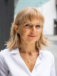 Charlotte Wiseman's Instagram, Twitter & Facebook