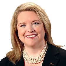 Beth Mickens's Instagram, Twitter & Facebook