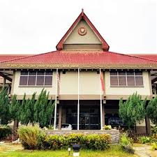 Kota setar merupakan sebuah daerah yang terletak di kedah, malaysia. Pejabat Tanah Daerah Kota Setar Persatuan Pengadil Bolasepak Daerah Kota Setar Pasukan Pejabat Tanah Kota Setar Is A Agensi Kerajaan Based In Alor Setar Kedah Bat Ratt