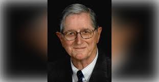 Travis Burdick's Instagram, Twitter & Facebook